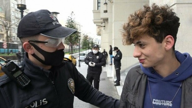 Foto - Polisin koronavirüse karşı aldığı yeni önlemler dikkat çekti