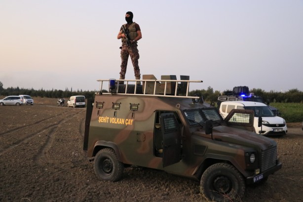 Foto - Polislere pompalı tüfekle saldırmışlardı! Nefes kesen operasyonla kıskıvrak yakalandılar