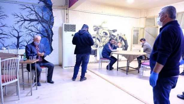 Polisten kaçmak için kıraathaneye tünel yapmışlar