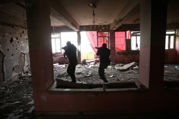 Foto - Polisten PKK'ya ilginç not