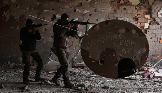 Foto - Polisten PKK'ya ilginç not
