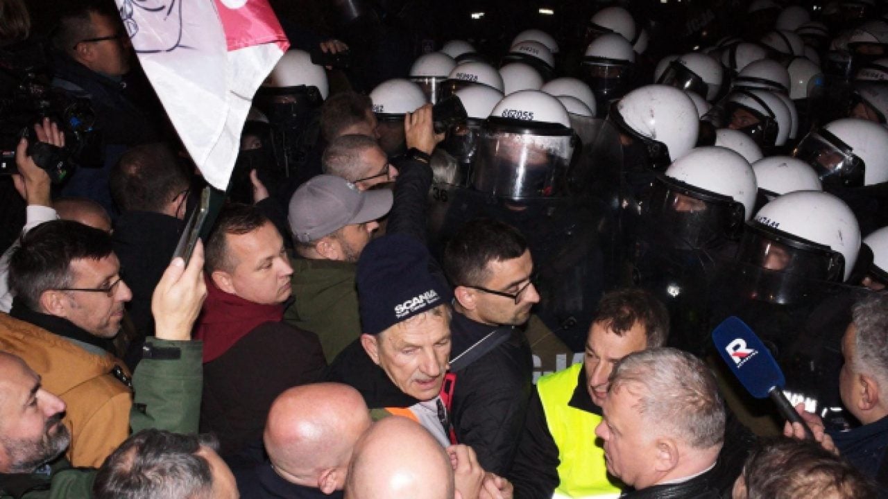 Foto - Polonya cumhurbaşkanı mahkemeyi böyle bastı: Siz yargıç değilsiniz!