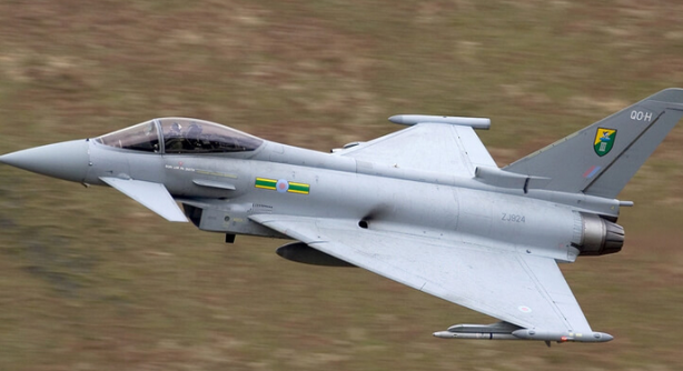 Polonya'da İngiltere'nin savaş uçağı konuşlandırıldı! Sürpriz yeni bir gelişme!