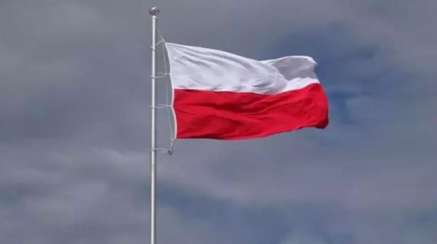 Polonya’da polis Cumhurbaşkanlığı Sarayı'nı bastı