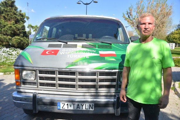 Foto - Polonya'dan minibüsüyle geldi: Hiçbir şey ekrandaki gibi değil