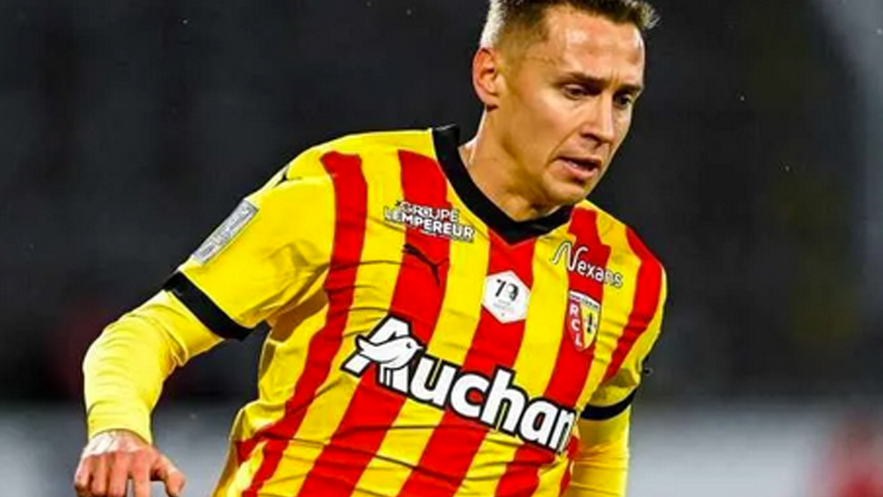 Polonyalı’nın masaya vuruşu gündem oldu: Frankowski için Galatasaray'a hayır diyemediler