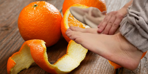 Portakal kabuklarını sakın çöpe atmayın! Ayaklarınızın altına sürerseniz bakın ne oluyor