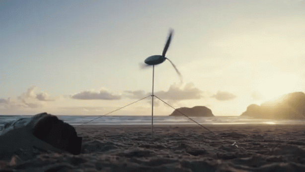 Foto - Portatif katlanabilir rüzgar gülü dikkat çekti! Hızlı şarjı destekliyor