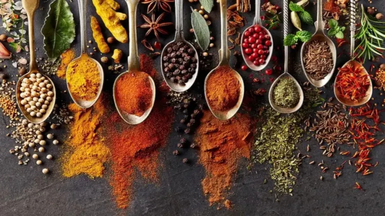 Poşet poşet alan vatandaş şokta! Ünlü zincir markette satılan o baharattan bakın ne çıktı