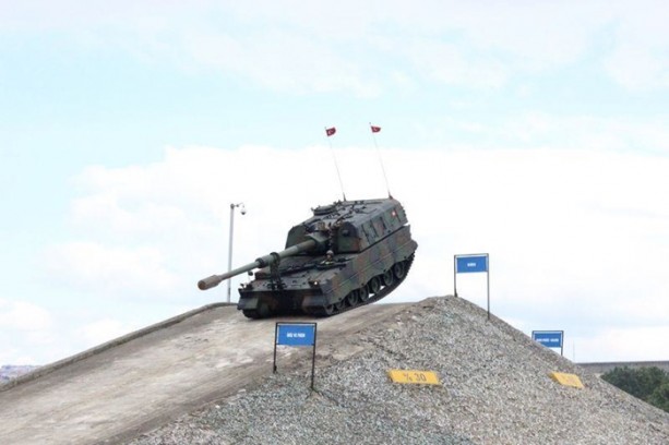 Foto - Poyraz ve Fırtına düşmana korku salıyor