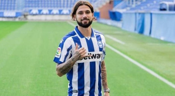 Foto - Premier Lig'in yıldızlarındandı: Dünyaca ünlü futbolcu, kelime-i şehadet getirerek Müslüman oldu! İlk sözleri ise herkesi şaşırttı