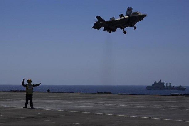 Foto - Prensin ziyareti iptal! Olay bir anda patlak verdi… Rus savaş uçakları havalandı