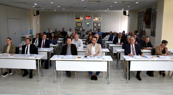 Foto - Priene Antik Kenti bir milat