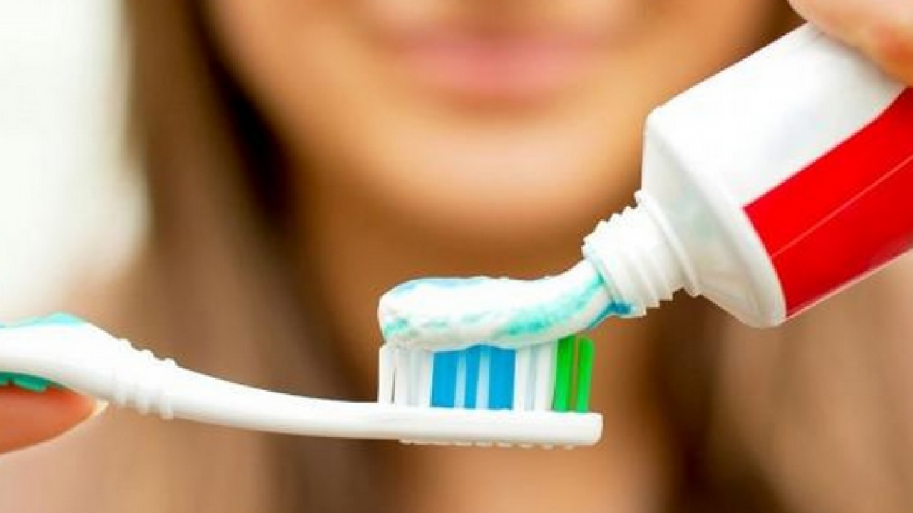 Foto - Prof. Dr. açıkladı: Diş Fırçalarını neden 3 ayda bir değiştirmeliyiz?