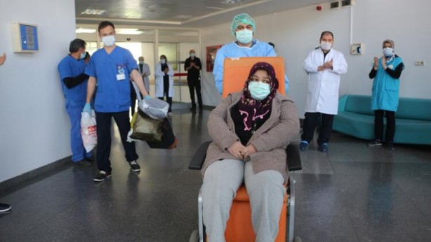 Foto - Prof. Dr. Ahmet Demircan’dan hastaların hastaneleri aşırı kullanmasına ilişkin uyarı