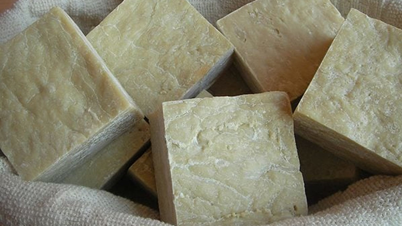 Foto - Prof. Dr. Canan Karatay'ın sırrı, favorisi: Sivilceleri tarihe gömüyor, 10 yaş gençleştiriyor! Binlerce lira vermeyin