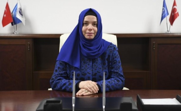 Foto - Prof. Dr. Huriye Martı: "Allah'ın karşısında kadın ve erkek eşittir"