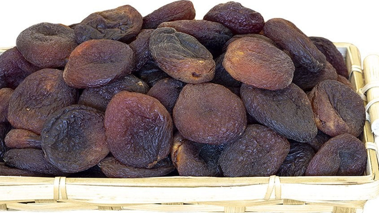 Foto - Prof. Dr. İbrahim Saraçoğlu tarifi verdi: Karın ağrısı ve şişkinliğin kökünü kurutuyor! 