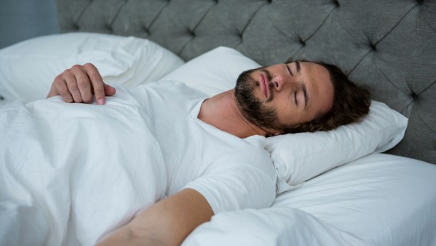 Foto - Prof. Dr. İbrahim Saraçoğlu ezber bozdu! Uyumadan önce bunu yaparsanız bakın ne olur