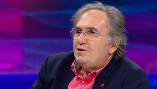 Prof. Dr. İbrahim Saraçoğlu, sır gibi sakladığı besini açıkladı! "5 besin seçme hakkım olsa ilk tercihim olurdu" deyip duyurdu! Bu besini tüketene hastalık bir daha uğramıyor