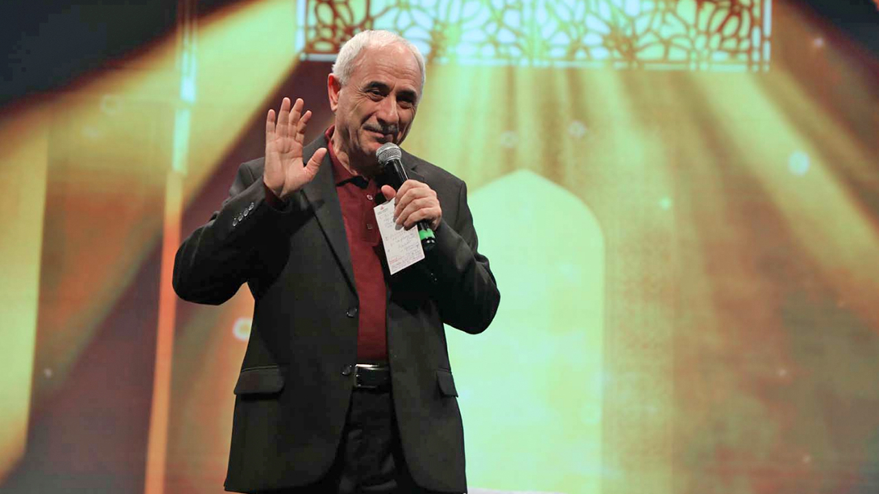 Foto - Prof. Dr. Nurullah Genç, Esenler Belediyesi’nde konuştu: ‘Ben edebi edepsizlerden öğrendim’ Edepsizler haddini bilmeli