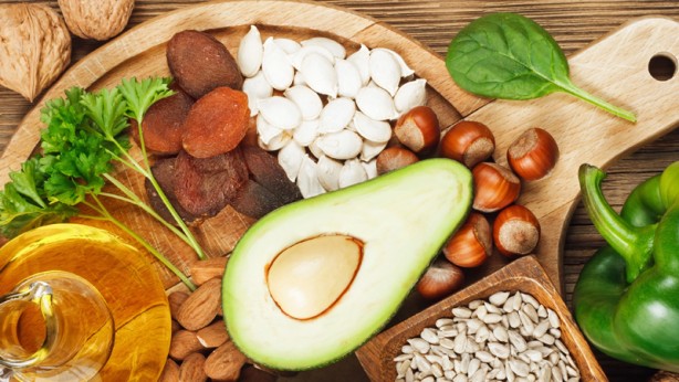 Prof. Dr. Osman Müftüoğlu en iyisini seçti! Hangi vitamin daha değerli?