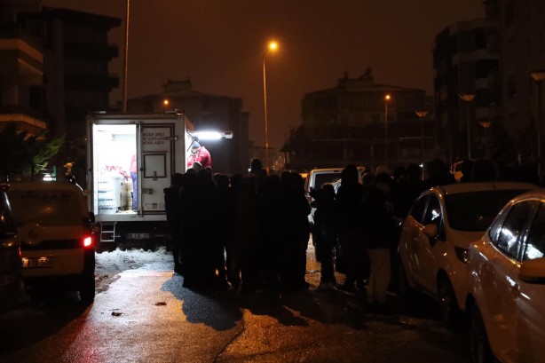Foto - Prof. Dr. Şener Üşümezsoy'dan korkutan uyarı: Orada 7'lik bir deprem olabilir