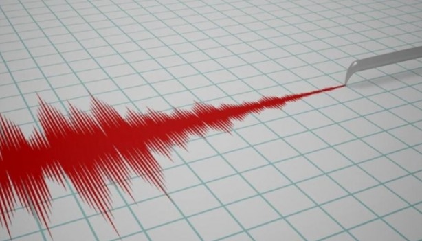 Foto - Prof. Dr. Şükrü Ersoy'dan korkutan deprem yorumu! En az deprem kadar büyük tehlikeyi açıkladı