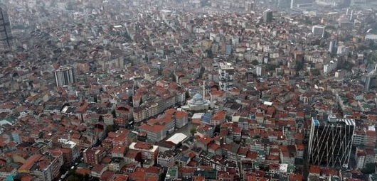 Foto - Prof.Dr. Şükrü Ersoy'dan İstanbullulara uyarı haberi: 1 yıl içerisinde 2 tane 7'den büyük deprem yaşanabilir.