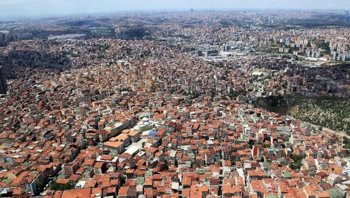 Foto - Prof.Dr. Şükrü Ersoy'dan İstanbullulara uyarı haberi: 1 yıl içerisinde 2 tane 7'den büyük deprem yaşanabilir.