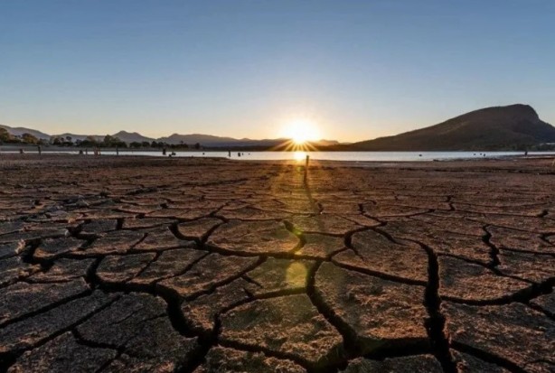 Foto - Profesörden korkutan sözler: Kavrulacağız