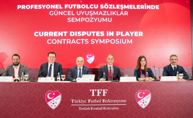 Foto - Profesyonel Futbolcu Sözleşmelerinde Güncel Uyuşmazlıklar Sempozyumu Düzenlendi! Mehmet Büyükekşi açıkladı...