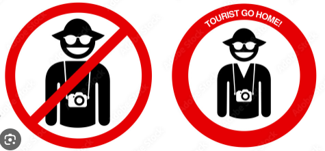 Foto - Protestolar dünyaya yayılıyor! Kimse turist istemiyor! Peki sebep ne?