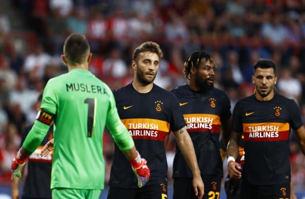 PSV yenilgisi sonrası Burak Yılmaz'dan Muslere paylaşımı!