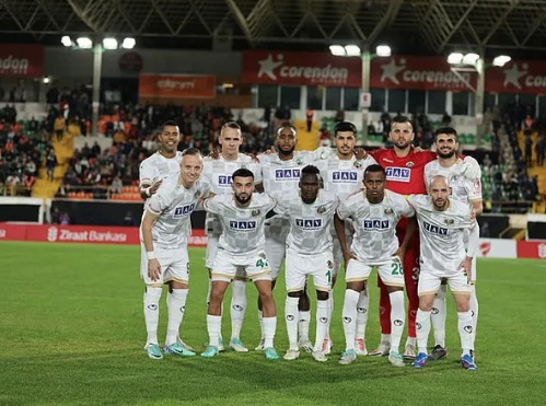 Foto - Puan cetveli tahmini çok ama çok konuşulacak! Öyle sıralamalar oldu ki şampiyon ve küme hattı ortaya çıktı!