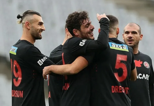 Foto - Puan cetveli tahmini çok ama çok konuşulacak! Öyle sıralamalar oldu ki şampiyon ve küme hattı ortaya çıktı!