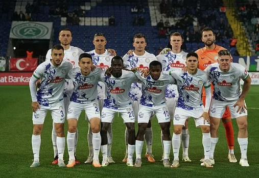 Foto - Puan cetveli tahmini çok ama çok konuşulacak! Öyle sıralamalar oldu ki şampiyon ve küme hattı ortaya çıktı!