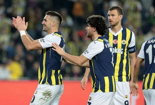 Foto - Puan cetveli tahmini çok ama çok konuşulacak! Öyle sıralamalar oldu ki şampiyon ve küme hattı ortaya çıktı!