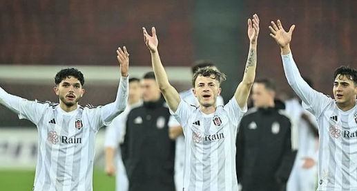 Foto - Puan cetveli tahmini çok ama çok konuşulacak! Öyle sıralamalar oldu ki şampiyon ve küme hattı ortaya çıktı!