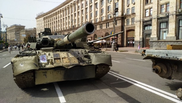 Foto - Putin çıldıracak! Ukrayna'dan Rusya şovu