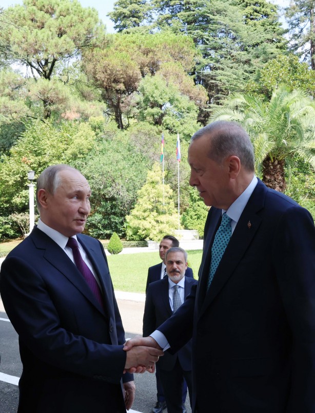 Foto - Putin Erdoğan'ı kapıda karşıladı! İki lider arasında gülümseten diyalog