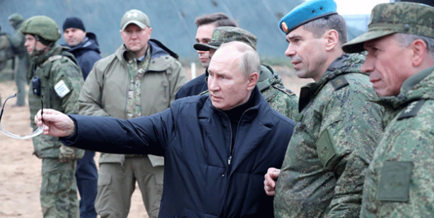 Putin kaybettiği toprakları geri aldı