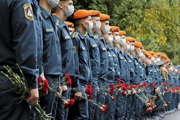 Foto - Putin tam anlamıyla yıkıldı! Bu kare dünya gündemini altüst etti