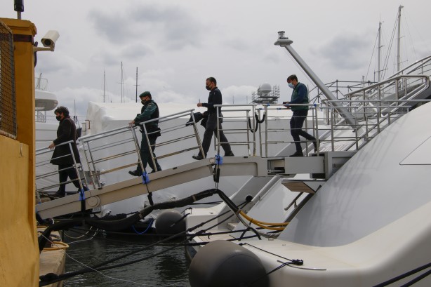 Foto - Putin'e yakın isme şok! 90 milyon dolar değerindeki lüks yata el koydular