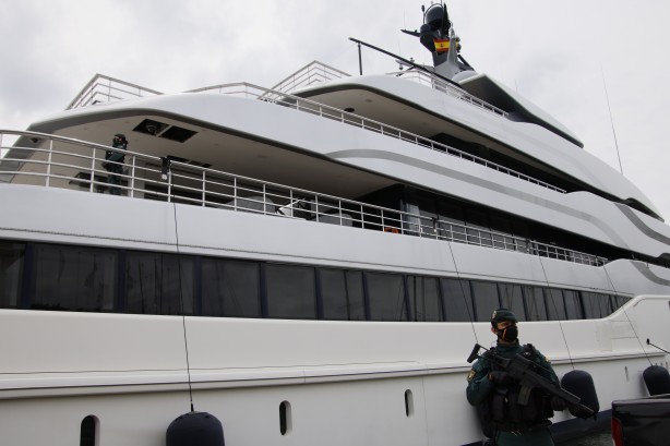 Foto - Putin'e yakın isme şok! 90 milyon dolar değerindeki lüks yata el koydular