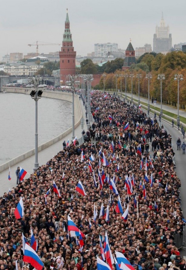 Foto - Putin’in ilhak kararı sonrası Rusya’da halk sokağa indi! Sebebi ise çok farklı