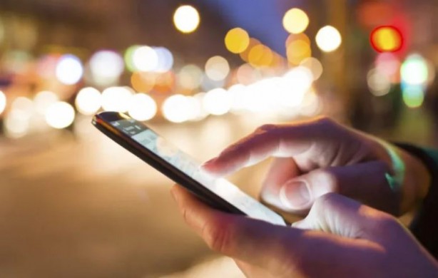 Foto - Radyasyon saçan cep telefonu modelleri! Sağlığınız için uzak durun