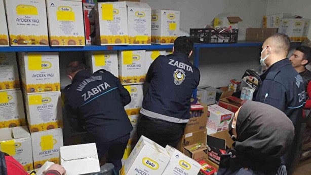 Raftan kaldırıp depoya saklamışlar! Yağ stoklayan marketlere gece baskını