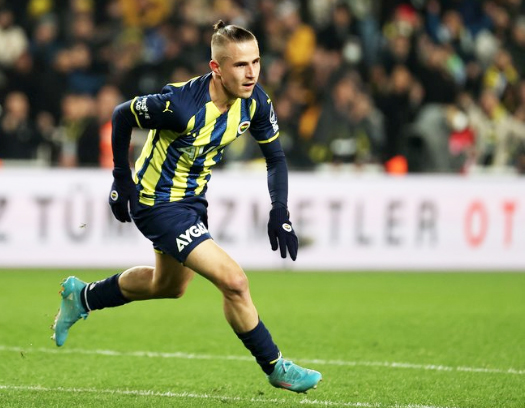 Foto - Rakam herkesi şaşırtacak... Fenerbahçe'de sonuç artık devrede! Veda ediyor...