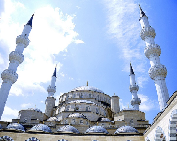 Foto - Rakamlar belli oldu! Türkiye'de en çok cami o ilimizde var